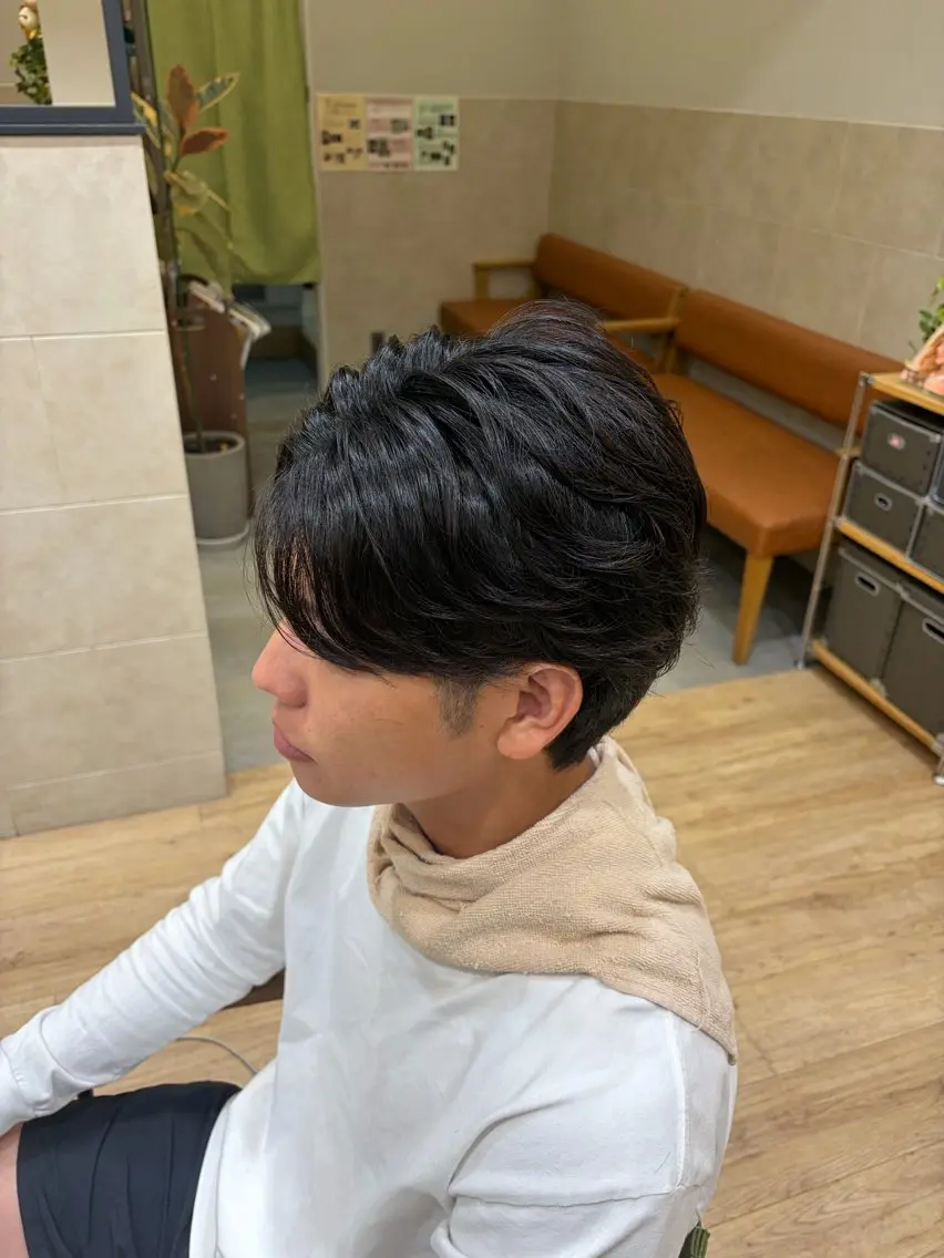 パーマ メンズ フェザーパーマ メンズパーマ カット パーマ 小田 暉のヘアスタイル