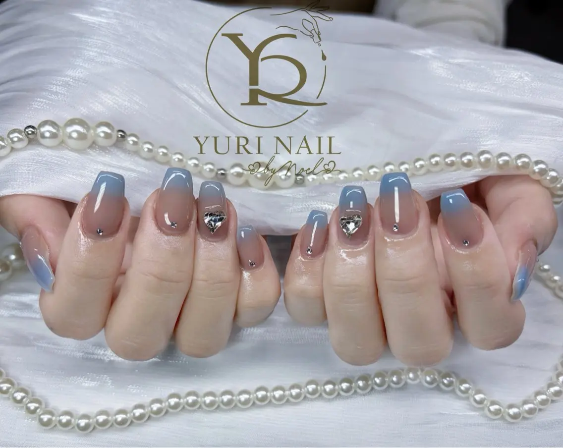 ネイル ハンドネイル フットネイル ハンドケア YURI Nail NARITAのネイルデザイン