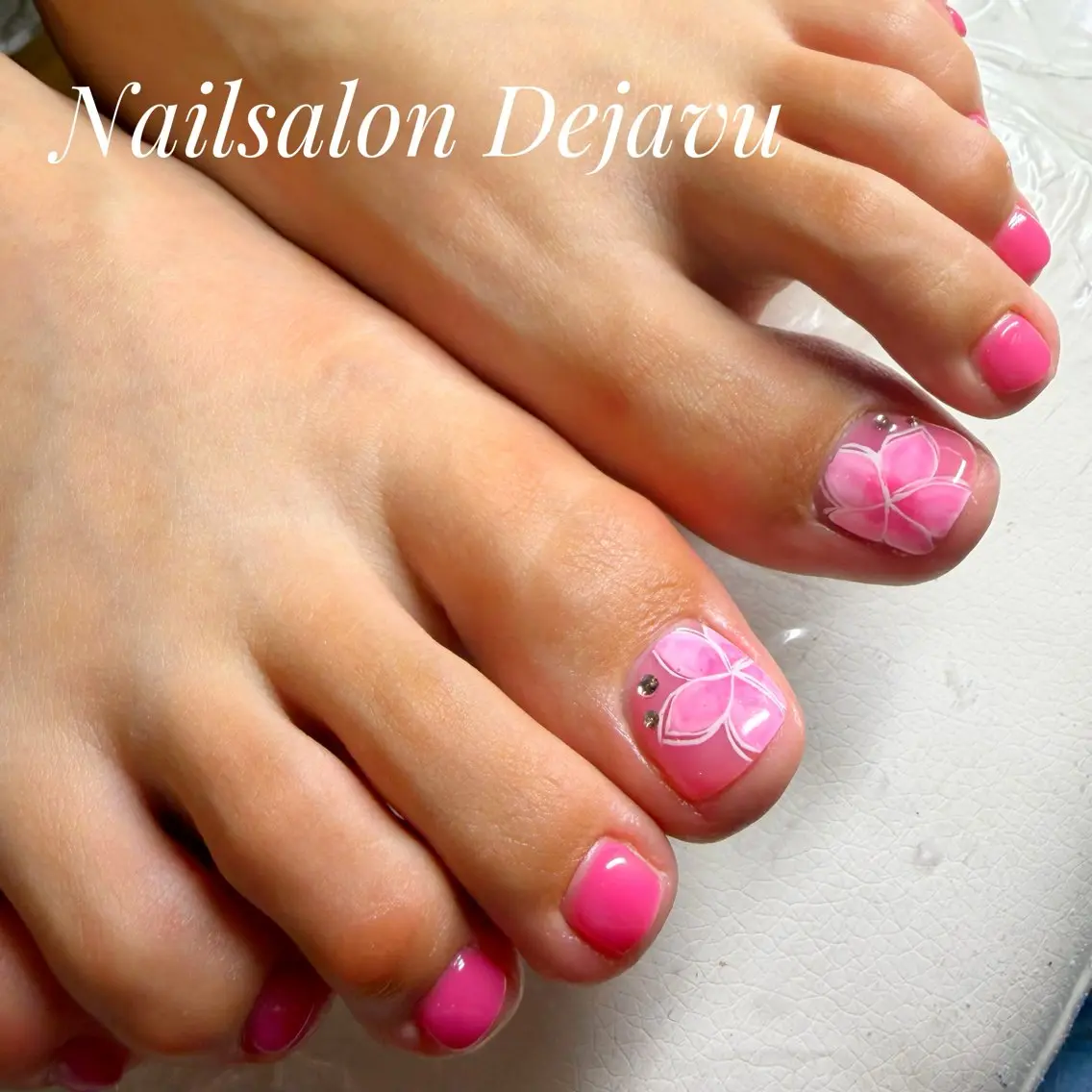 ネイル フットネイル Nailsalon Dejavuのネイルデザイン