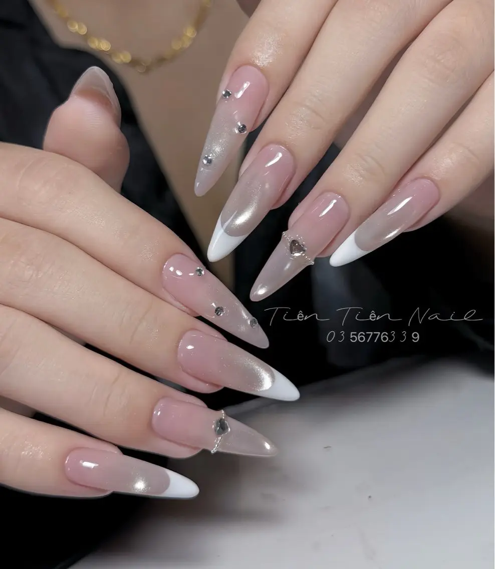 ネイル 韓国ネイル マグネットネイル 持ち込み ハンドネイル Dyo Nail_Royalのネイルデザイン