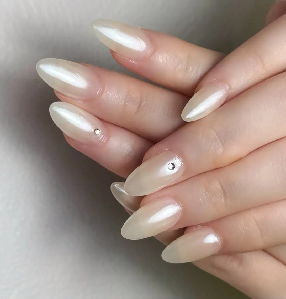 ネイル アートネイル オーロラネイル 長さ出し フレンチネイル ジェルネイル ハンドネイル 中野駅から2分 MEO NAILのネイルデザイン