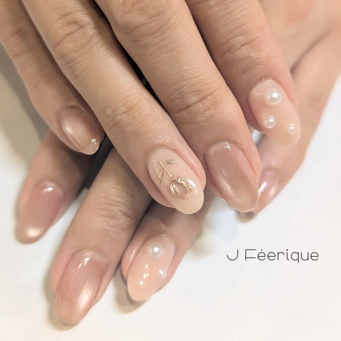 ネイル ハンドネイル ハンドケア Eri　歴8年　/ 南森町ネイル💅のネイルデザイン