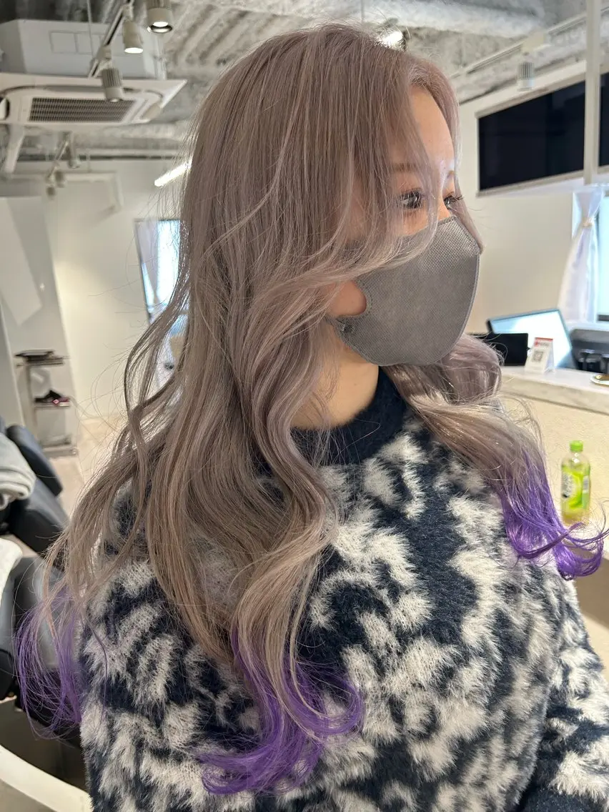 セミロング カット ヘアカラー SAEKI【ior 】北千住店ブリーチのヘアスタイル