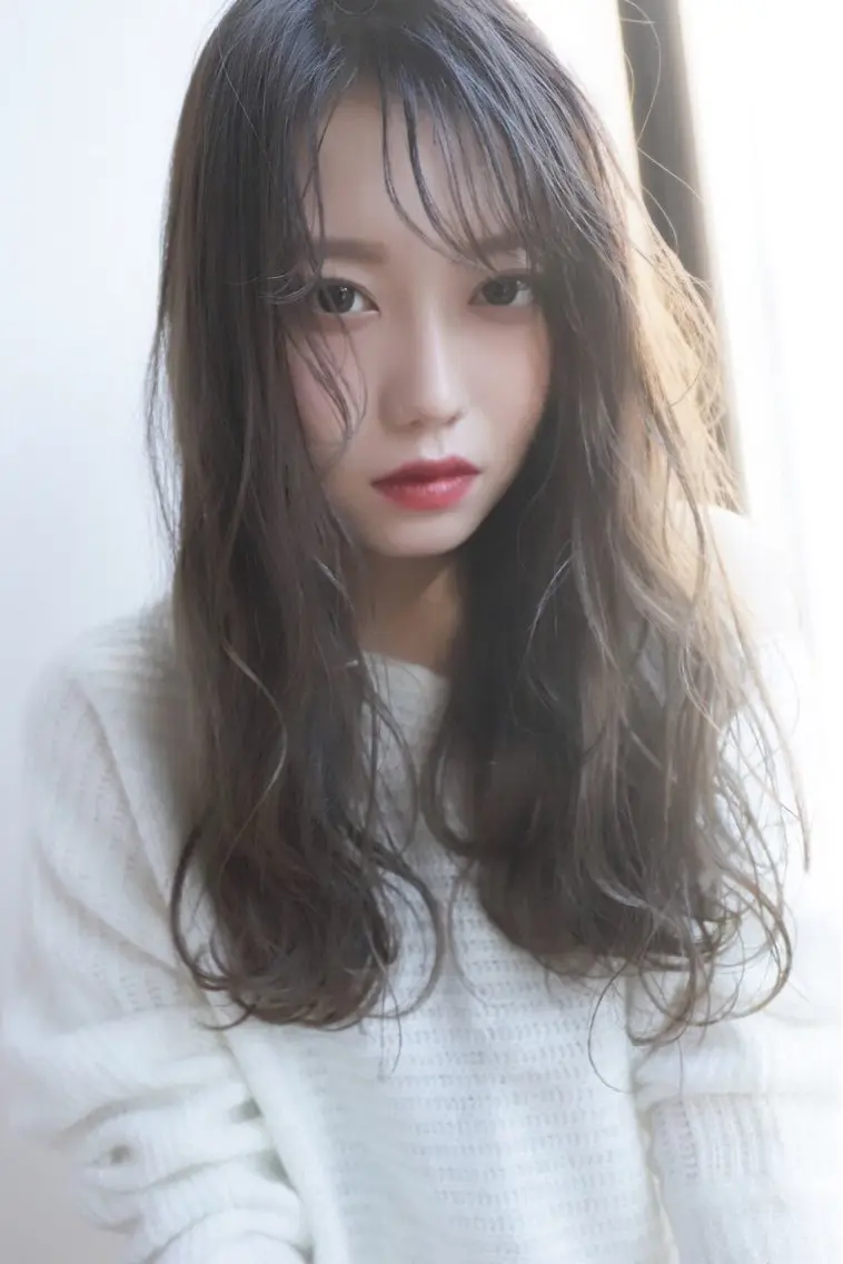 セミロング カラー パーマ 透明感カラー 山﨑 大暉【ダブルカラー】のヘアスタイル