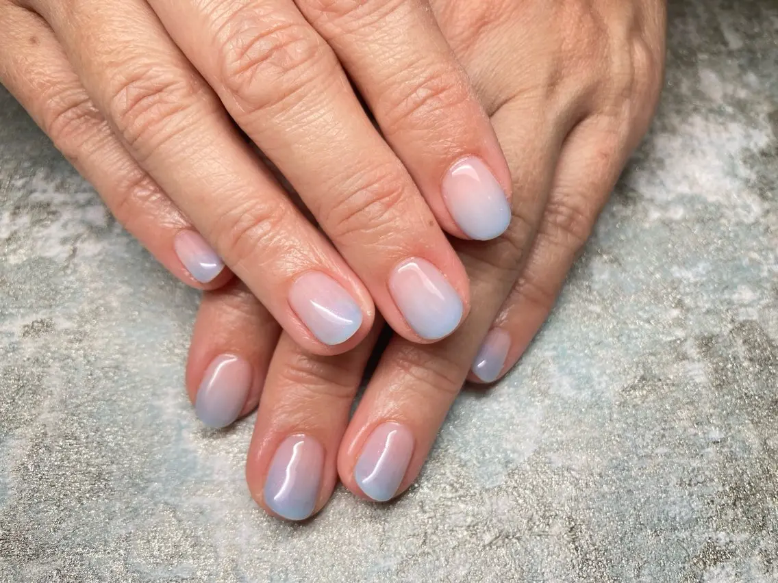 ネイル シンプルネイル ハンドネイル Lisa’s Salonのネイルデザイン