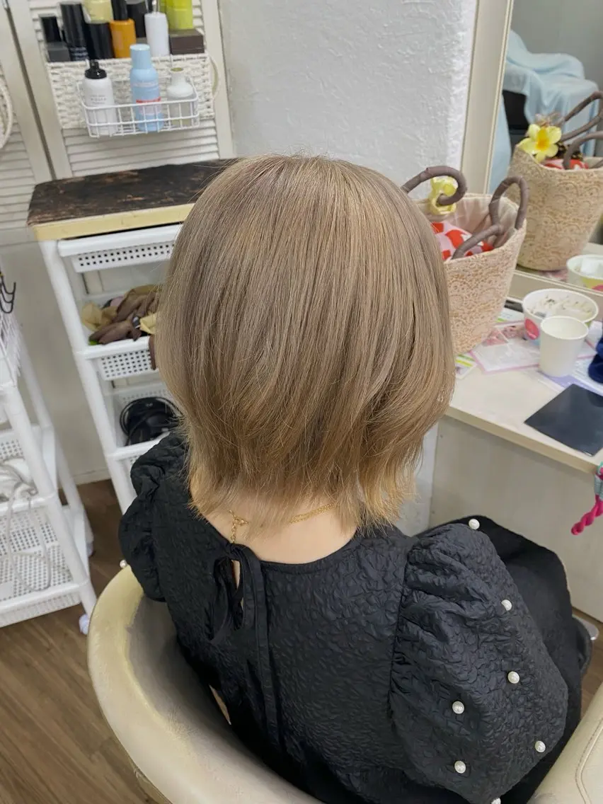 ミディアム ヘアカラー トリートメント GLOSS 心斎橋 山上のヘアスタイル