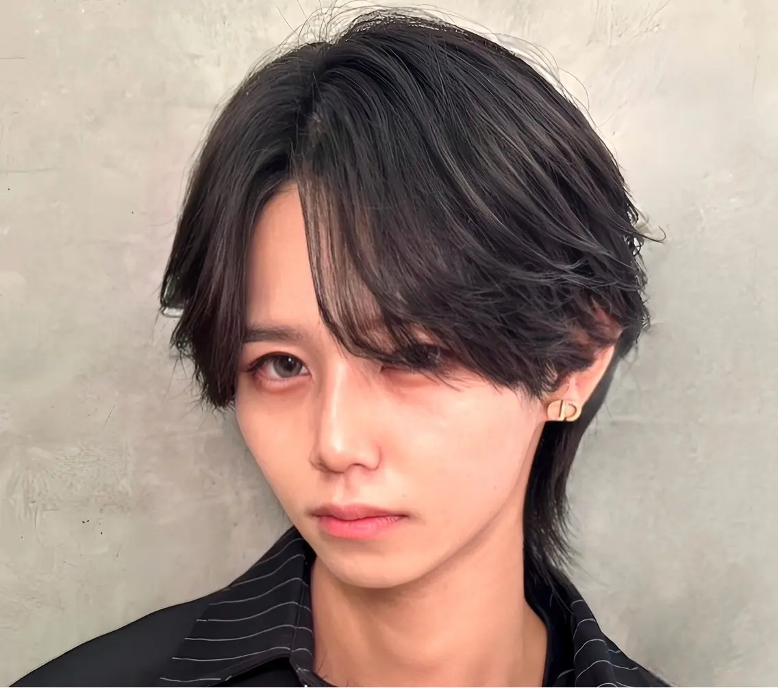 ✂️人気No1 メンズ限定30％OFFメニュー　カット+炭酸シャンプー　眉カット付き！韓国ヘア得意です！！の写真