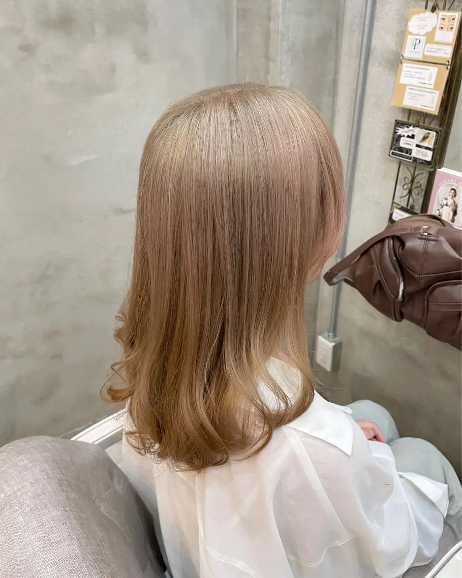 セミロング カット ヘアカラー トリートメント 【ピンク/韓国ヘア/ ヘアセット】亜海のヘアスタイル