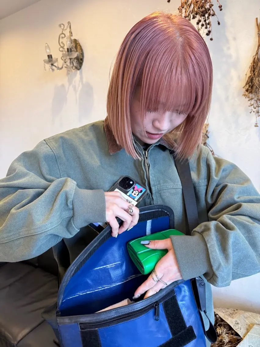 ショート カラー ベージュカラー ブリーチ ピンクカラー ピンクベージュ ヘアカラー m ā l o.🌷 サカモトマイコのヘアスタイル
