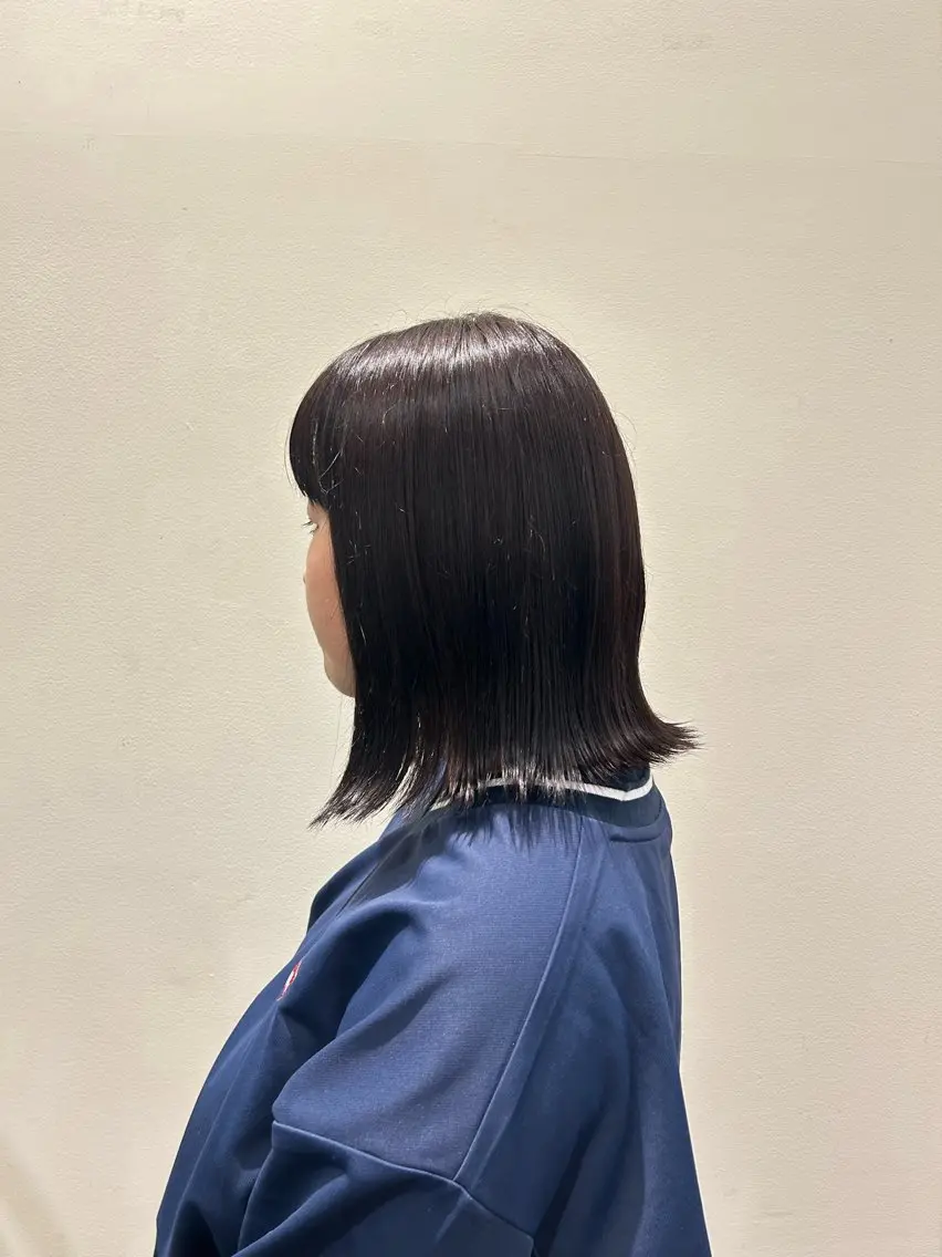 ミディアム カラー ヘアカラー LOA Ririのヘアスタイル