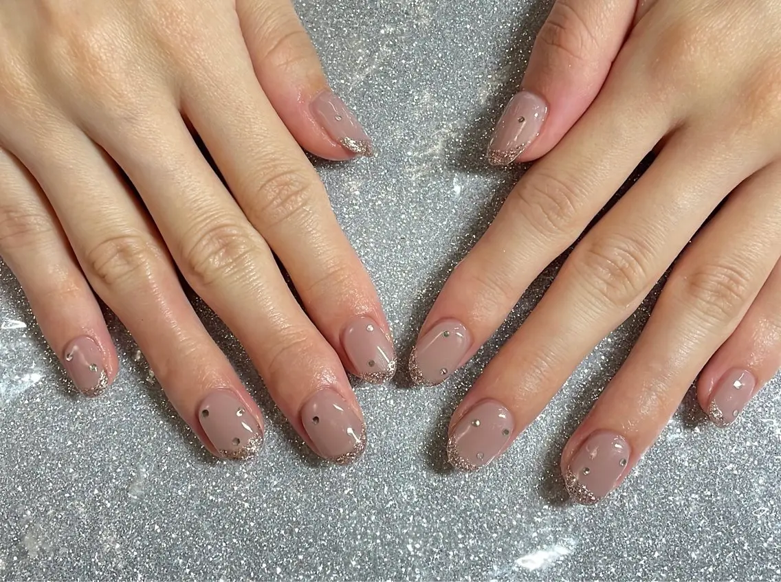 ネイル ハンドネイル VIERU 🌈🎀💖のネイルデザイン