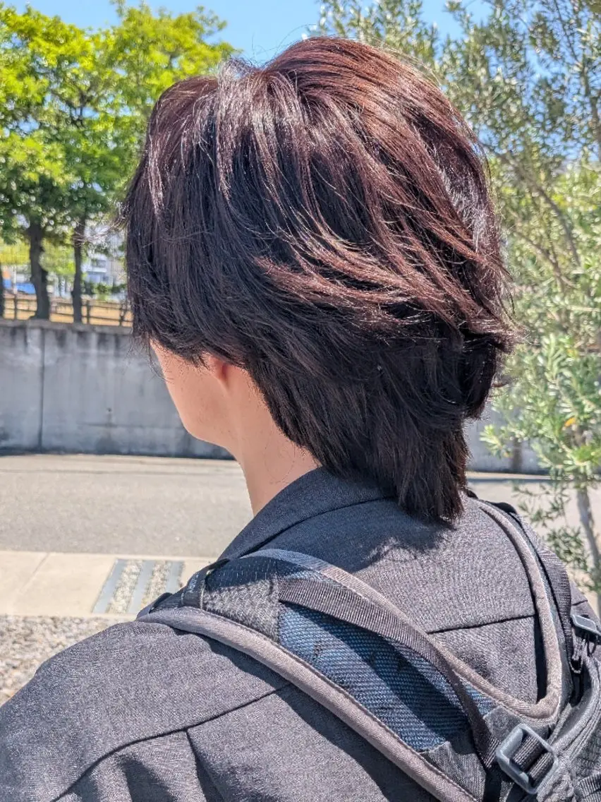 カラー 黒髪 ブラウンカラー 中根 妃奈のヘアスタイル