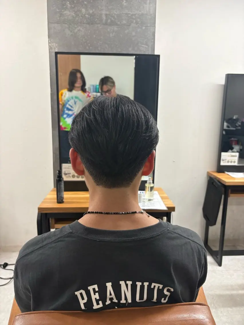 パーマ メンズ フェザーパーマ メンズパーマ 海外風パーマ カラー特化園田　楓莉のヘアスタイル