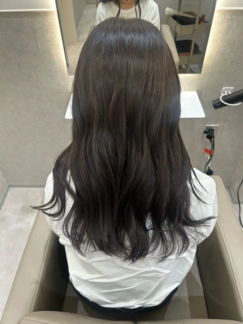 ロング カラー 透明感カラー カット ヘアカラー トリートメント Nanaha /レイヤーカットのヘアスタイル