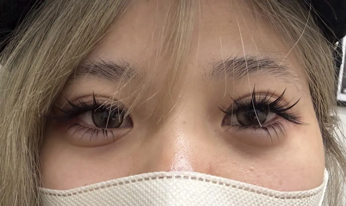 マツエク・マツパ フラットラッシュ 韓国風マツエク パリジェンヌラッシュリフト まつげパーマ 下まつげエクステ Akina&Eye lash🌼LED店のマツエク・マツパデザイン