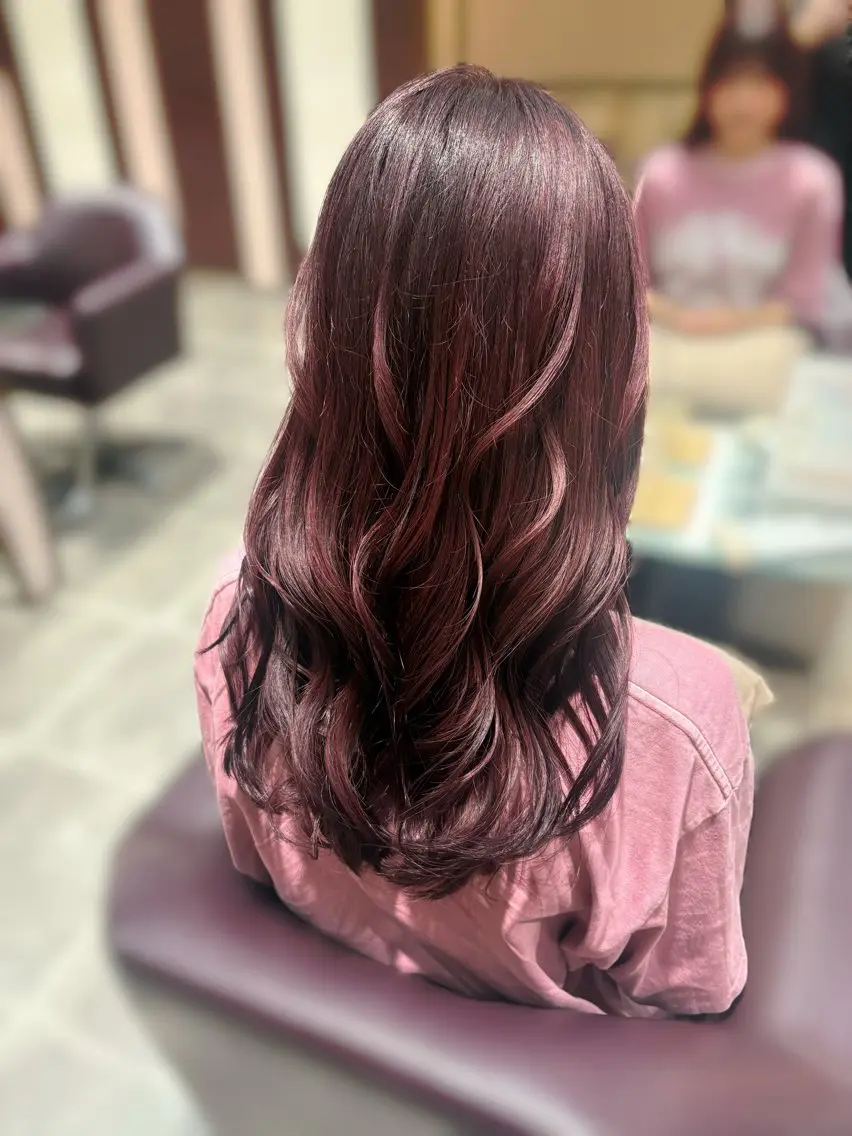 セミロング カラー ブリーチ カット ヘアカラー トリートメント ヘアセット/艶カラー /まつげパーマ/りおのヘアスタイル