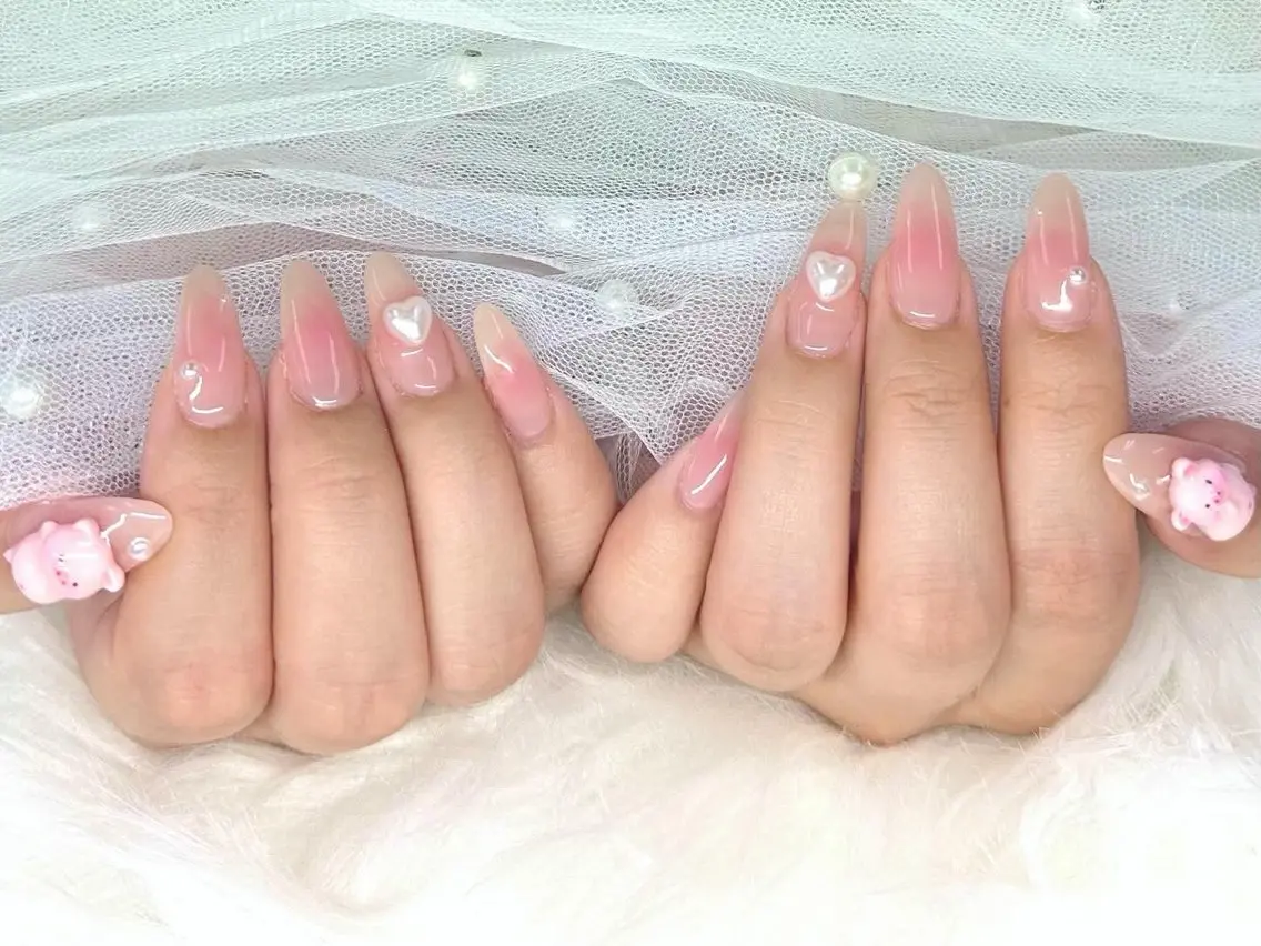 ネイル ハート ハンドネイル Nailsalon Sis Linkのネイルデザイン