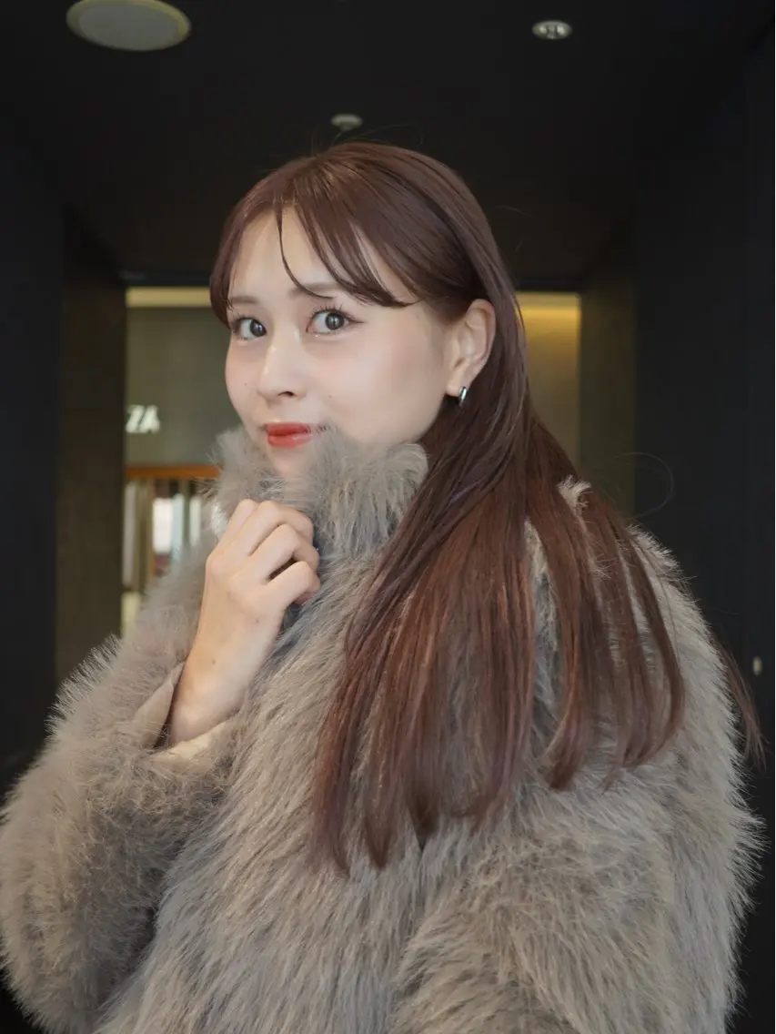 ロング カラー 飯田 優花ミディアム/ボブのヘアスタイル