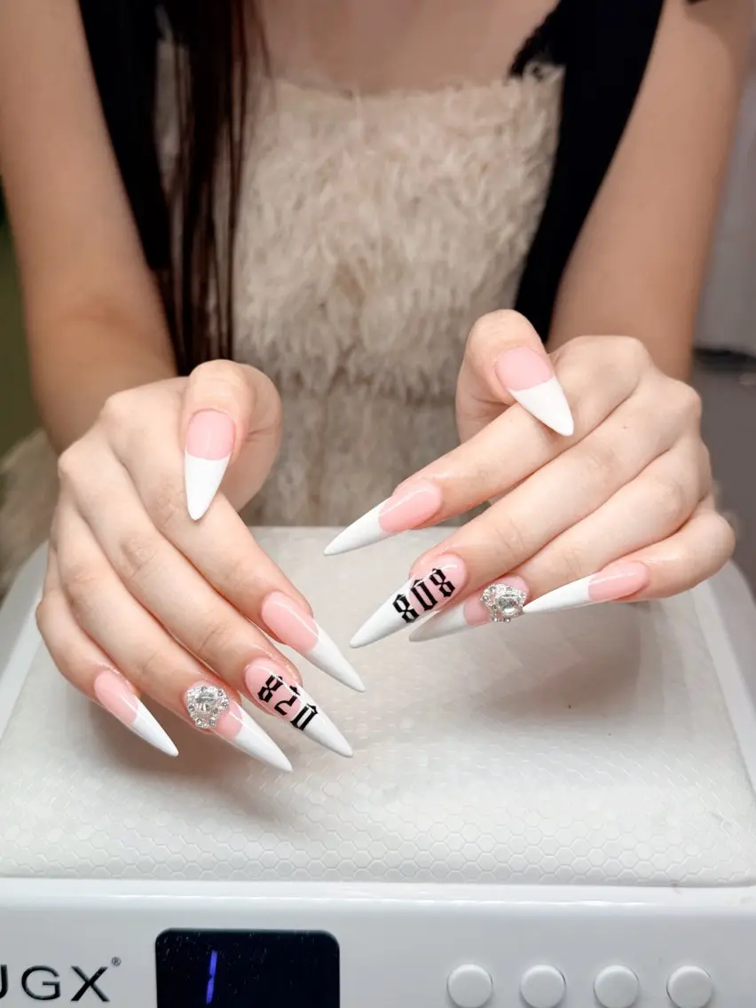 カラー RUBY NAIL& BEAUTY SPAのネイルデザイン