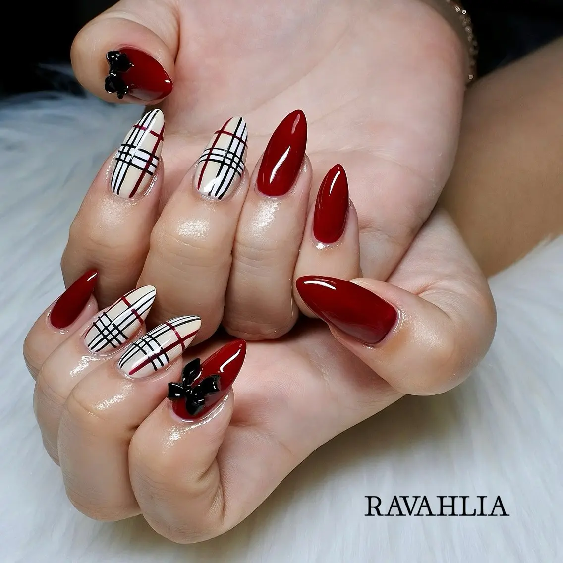 ネイル ハンドネイル nail room RAVAHLIAのネイルデザイン