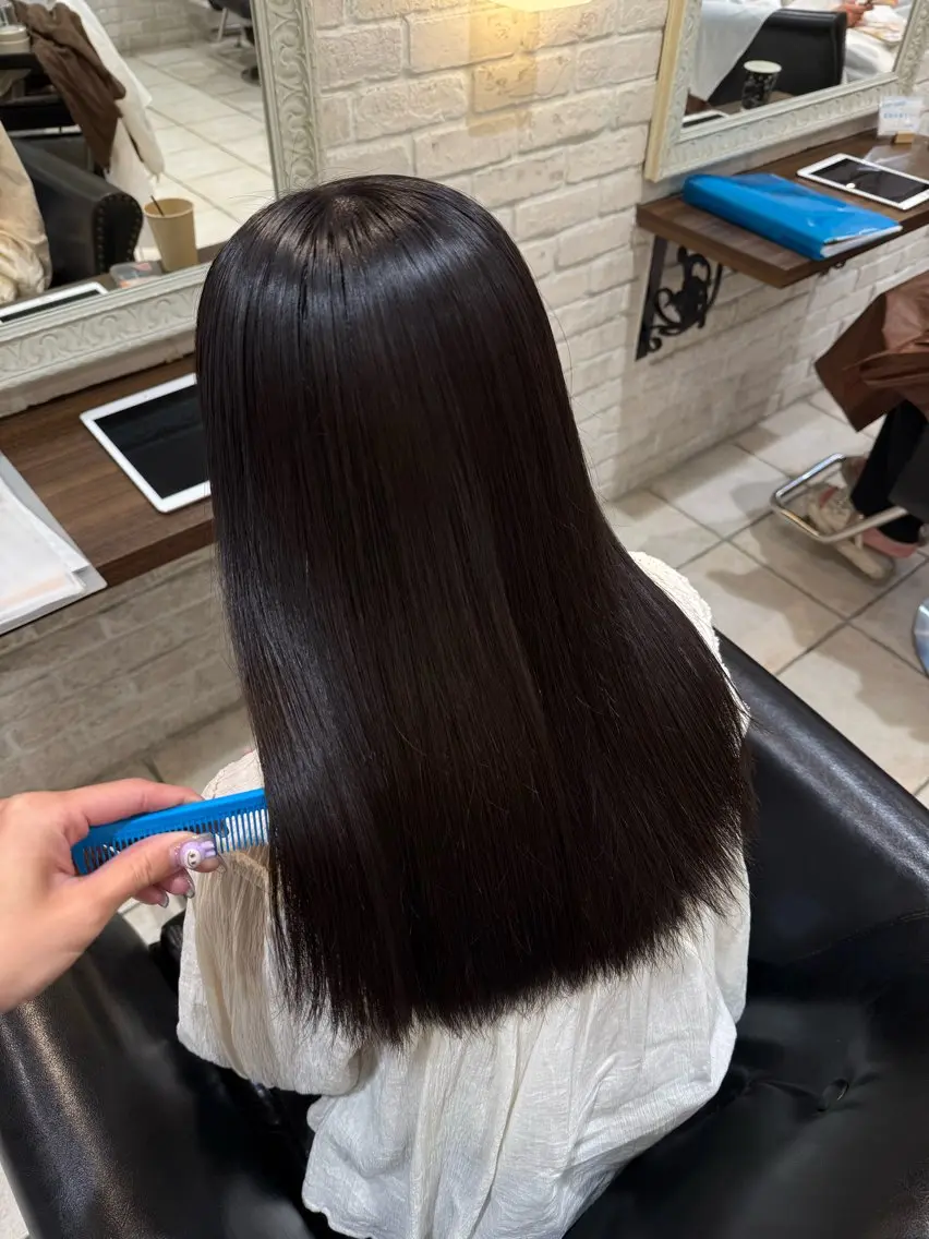 カラー 🩵RIKO🩵 透明感カラー🫧のヘアスタイル