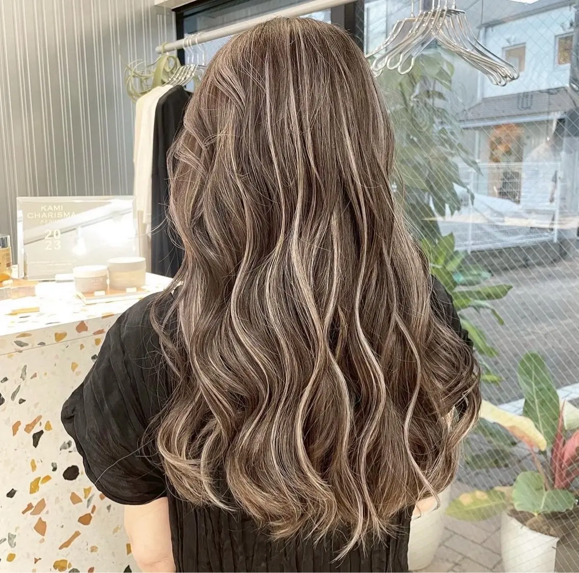 ロング カラー 外国人風カラー ヘアカラー 大智/ハイライト バレイヤージュのヘアスタイル