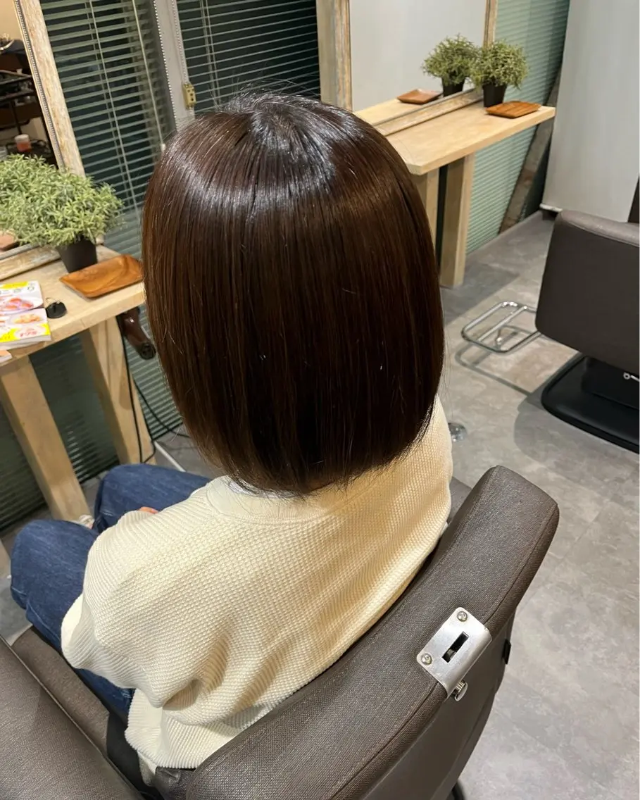 ミディアム カラー イルミナカラー 上妻 舞羽のヘアスタイル