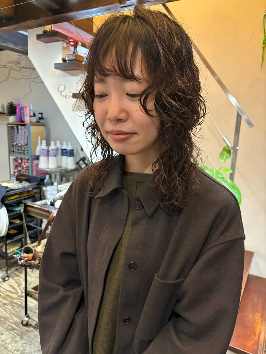 ミディアム パーマ 大石 朱純のヘアスタイル