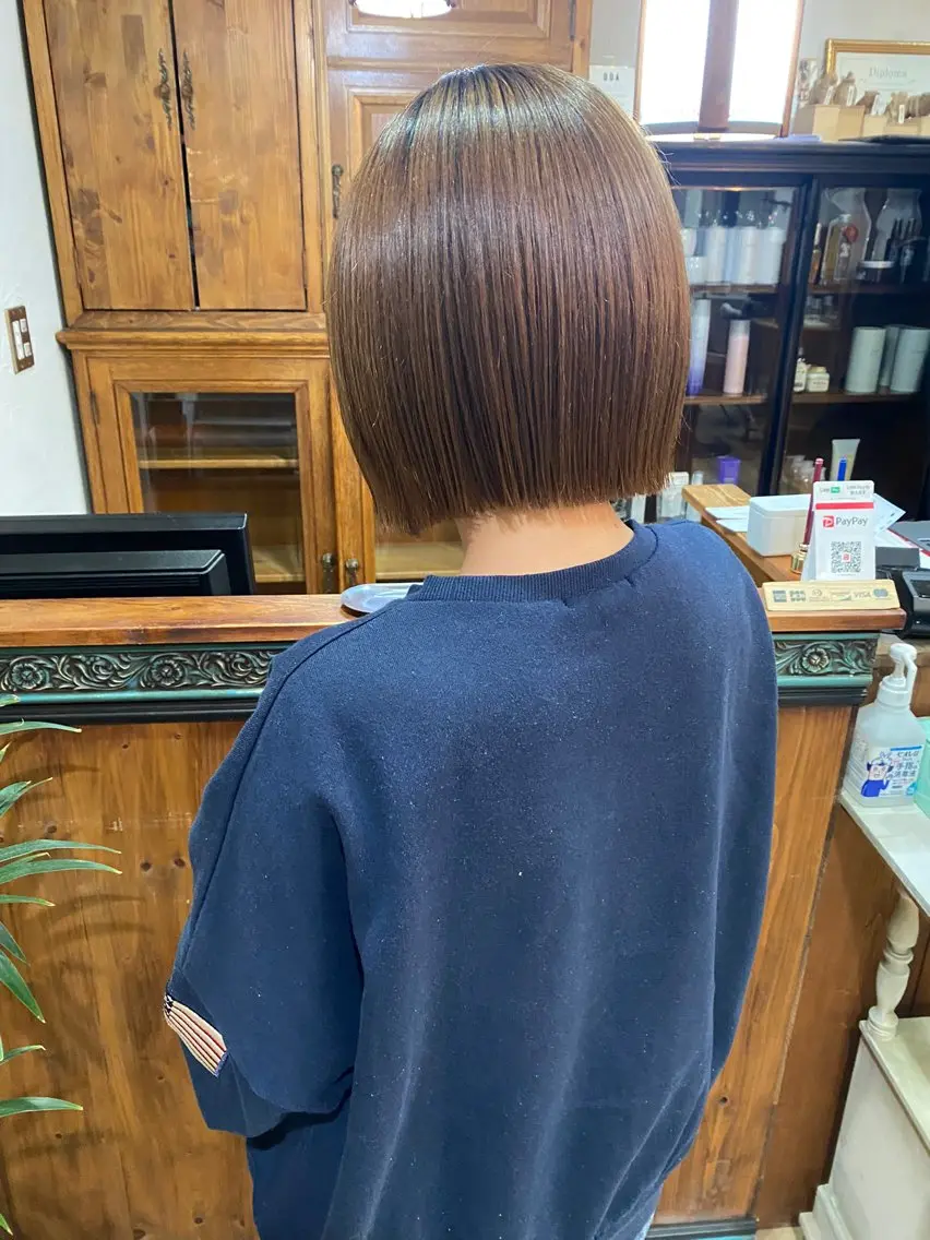 ショート カラー カット ヘアカラー トリートメント 東田 恋のヘアスタイル