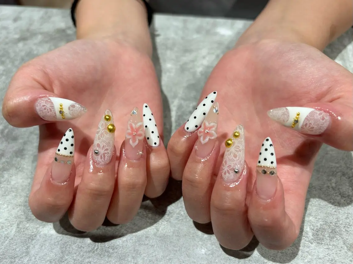 ネイル ハンドネイル Nail Ann safuのネイルデザイン