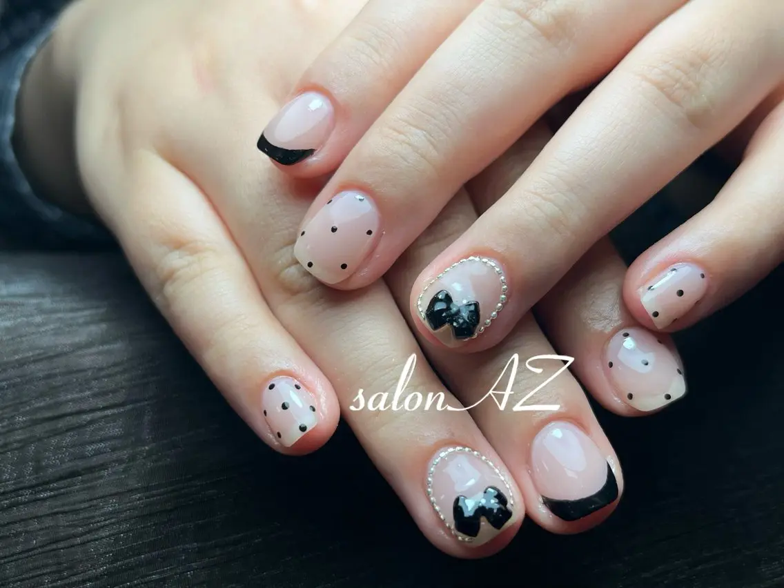 ネイル 長さ出し フットネイル フレンチネイル ジェルネイル マグネットネイル salon AZのネイルデザイン