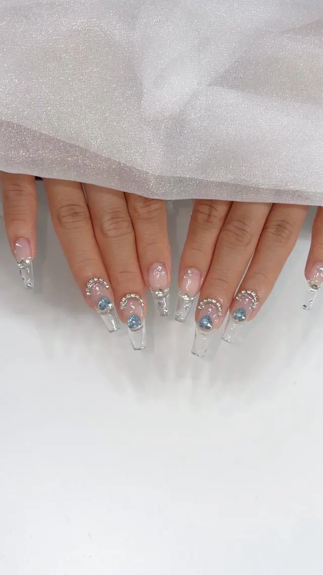 ネイル ハンドネイル . Natsumiのネイルデザイン