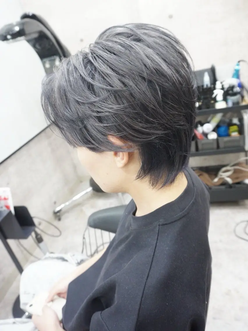 メンズ メンズハイトーン メンズウルフカット ウルフカット カット hair teria ryu 大塚のヘアスタイル