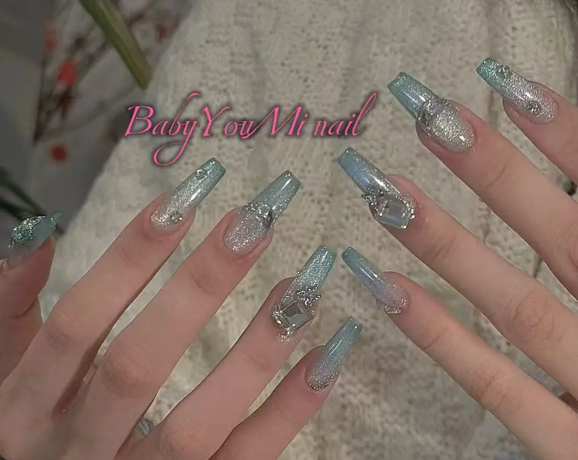 ネイル オーロラネイル 成人式 フットネイル フレンチネイル ジェルネイル ハンドネイル BabyYouMi nailのネイルデザイン