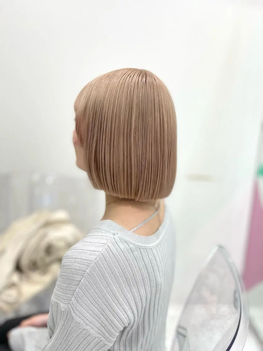 ロング カラー ヘアカラー ダメージレスハイ トーン💖kanonのヘアスタイル