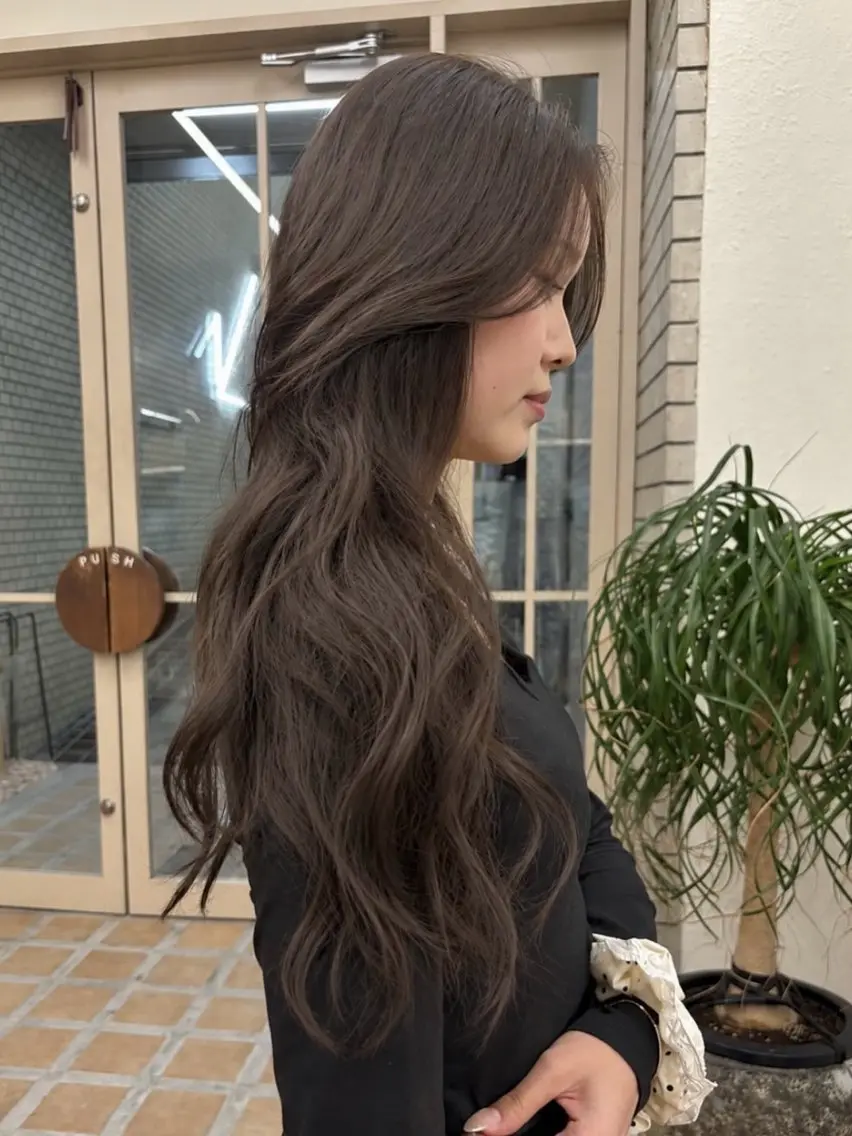 10/10🈳《人気No. 1🩰》カット+透明感カラーの写真