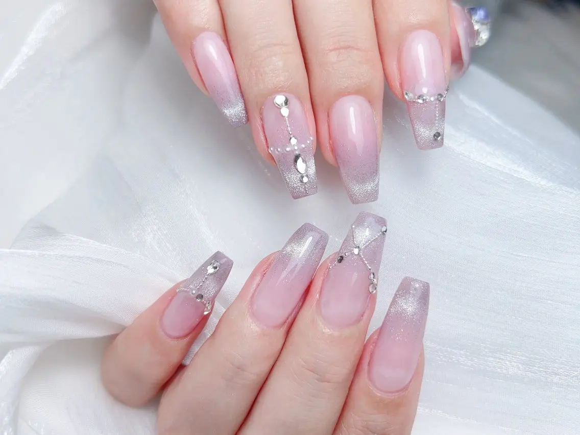 ネイル ハンドネイル M🌷nail 長さだし専門店のネイルデザイン
