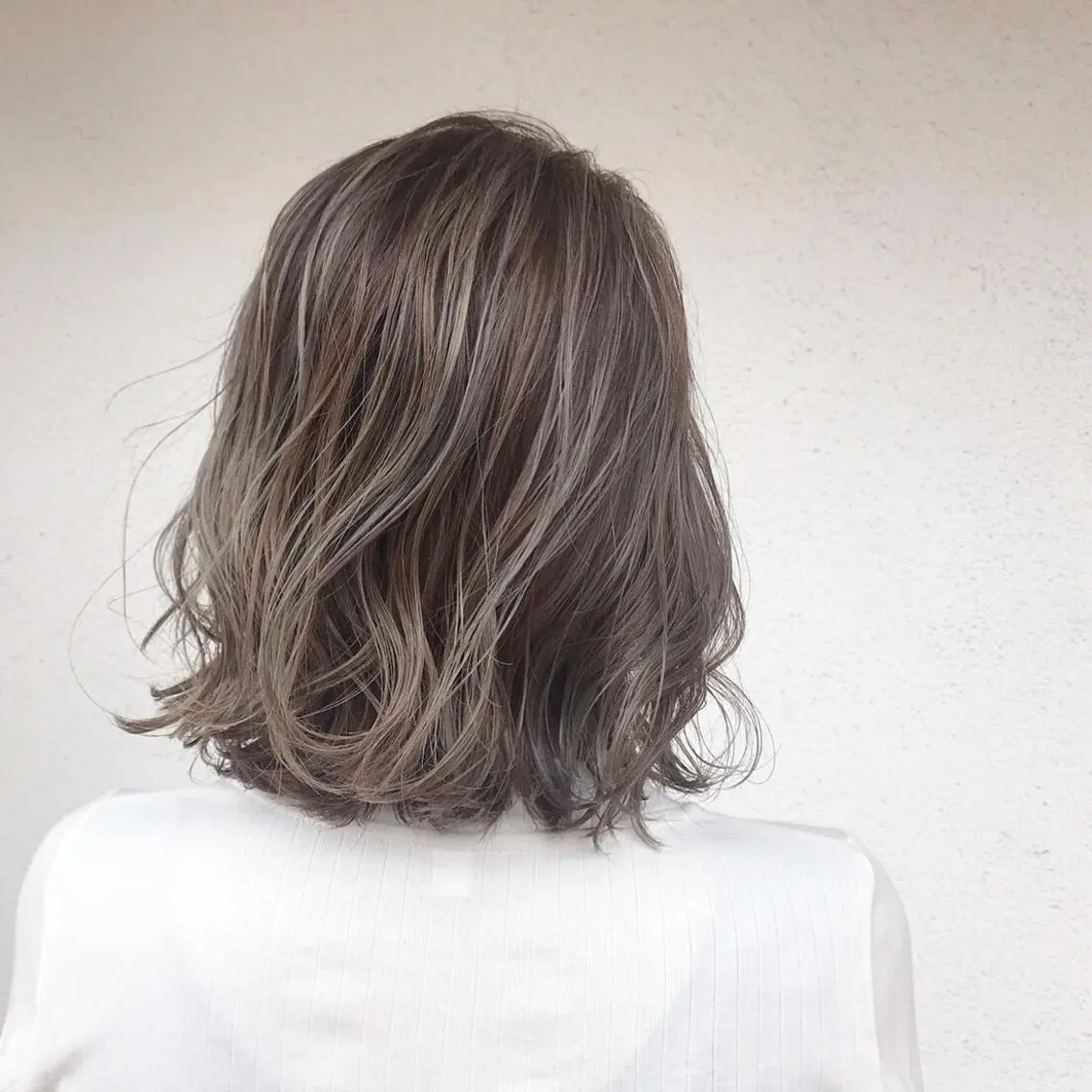 ミディアム ニュアンスパーマ/ レイヤー/茶屋町のヘアスタイル