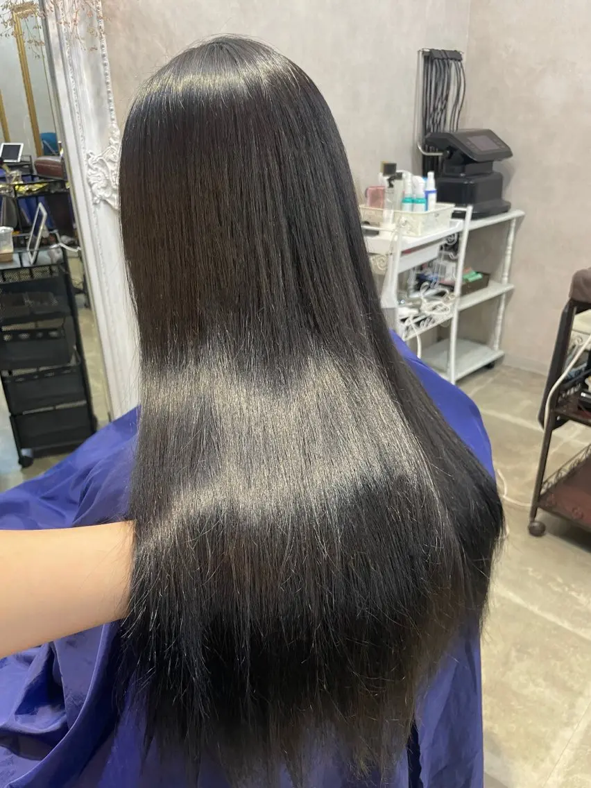 ロング 【aini天王寺】 𝐚𝐢𝐫𝐢✂︎のヘアスタイル