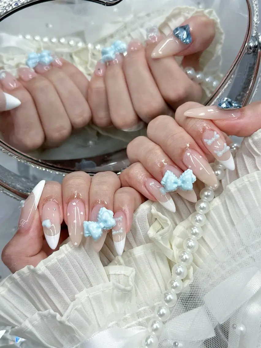 ネイル チークネイル ドット フットネイル フレンチネイル グラデーション Nihonthy Nail 新宿のネイルデザイン