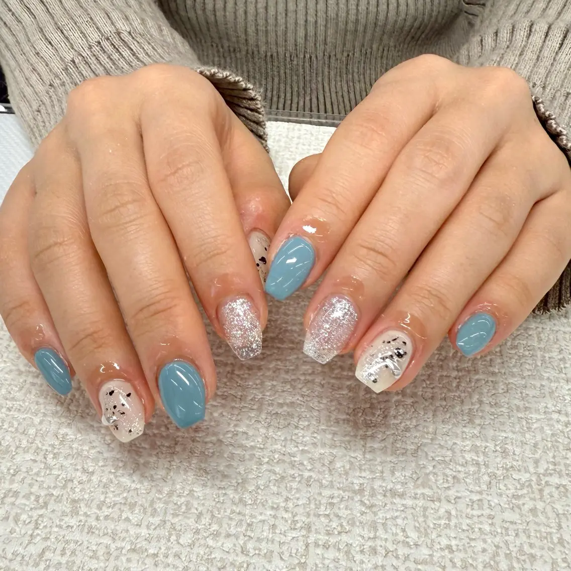 ネイル アートネイル MAXKELLY正池 白フレンチ募集🕊️のネイルデザイン