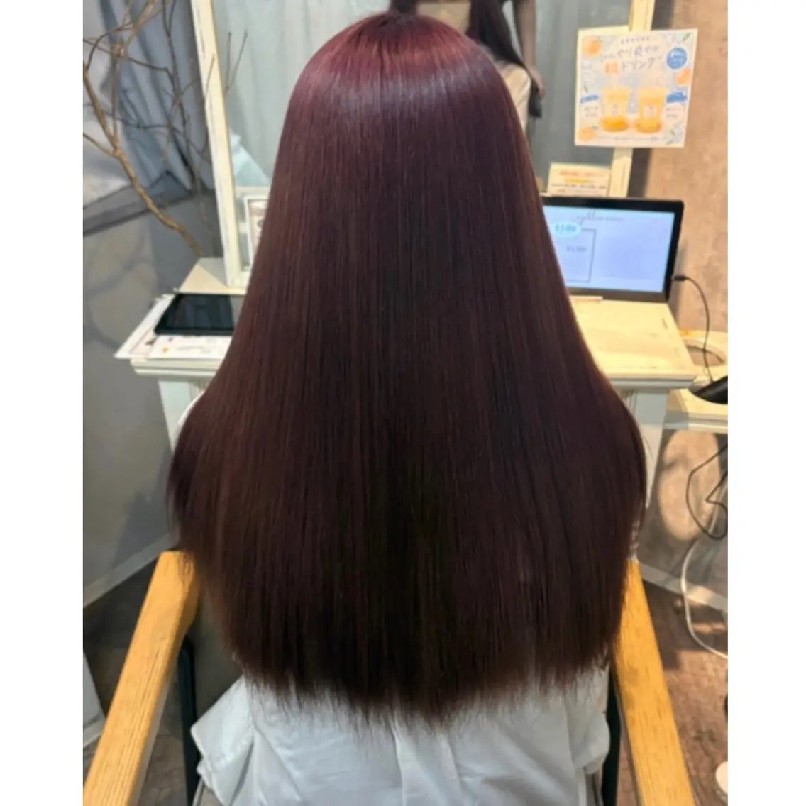 ロング カラー ヘアカラー こうら かすみのヘアスタイル