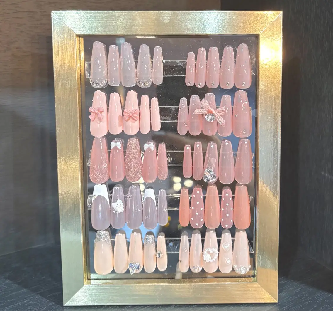 ネイル CRESMILA SORAのネイルデザイン