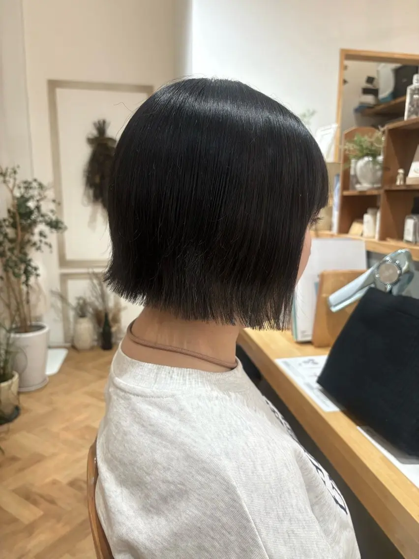 ショート カット merc.谷本 澪のヘアスタイル