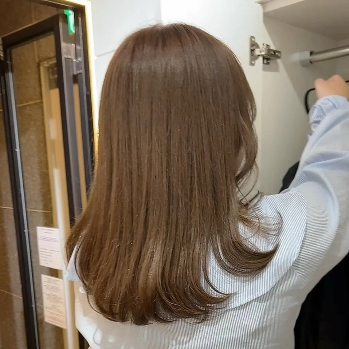 ミディアム カラー ヘアカラー トリートメント 東 晴菜のヘアスタイル