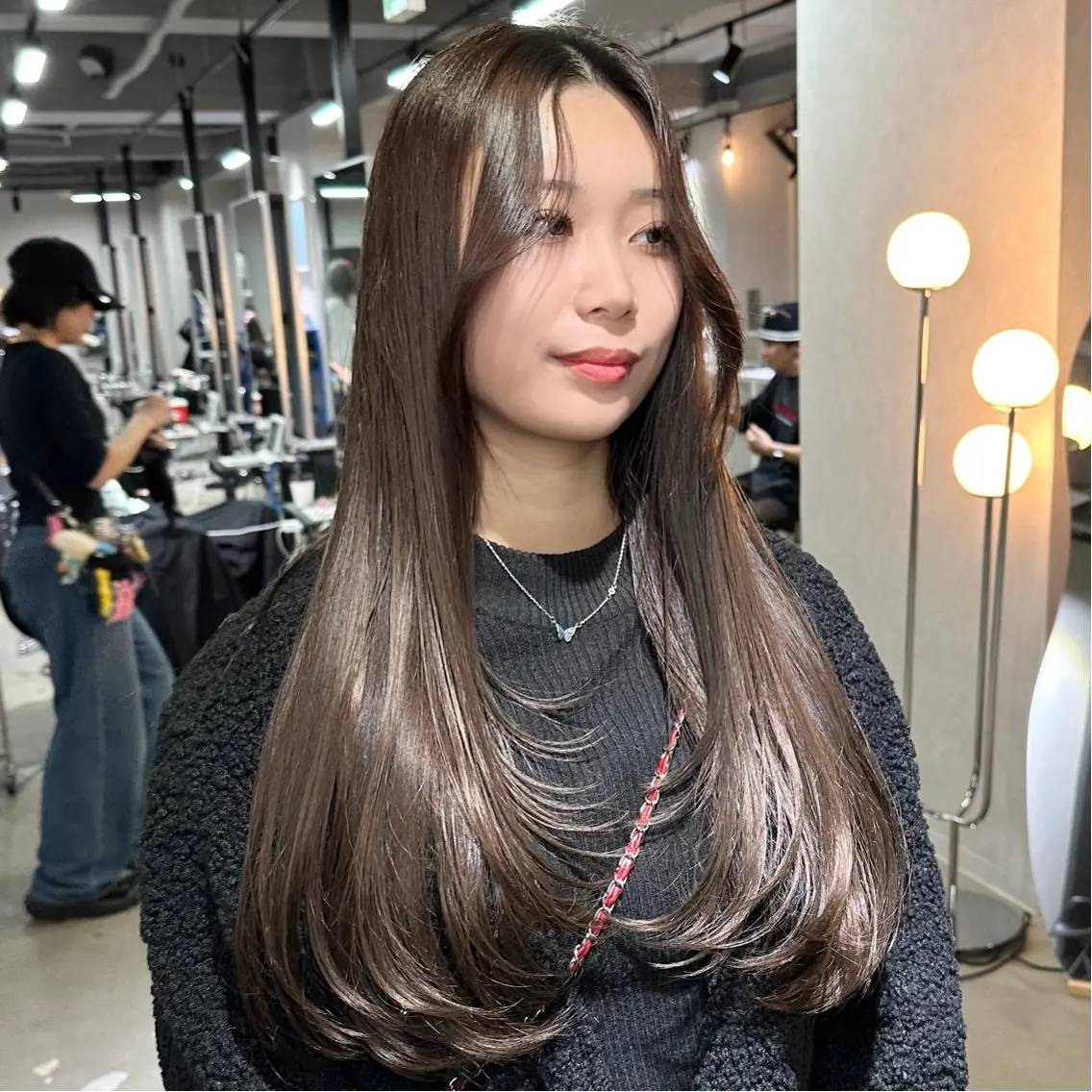 ロング ケアカラー ボブ 髪質改善 レイヤーカット トリートメント 心斎橋 韓国レイヤ ー指名No.1renのヘアスタイル