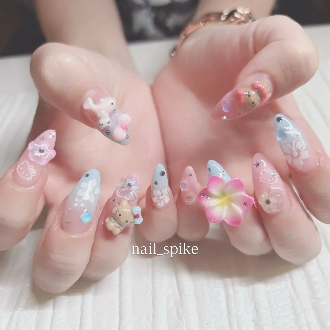 ネイル ハンドネイル nail spikeのネイルデザイン