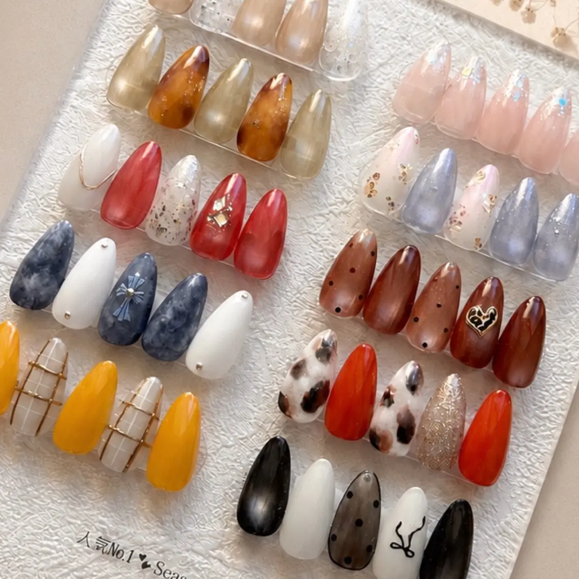 season collection💐🤍（初回オフ込）の写真