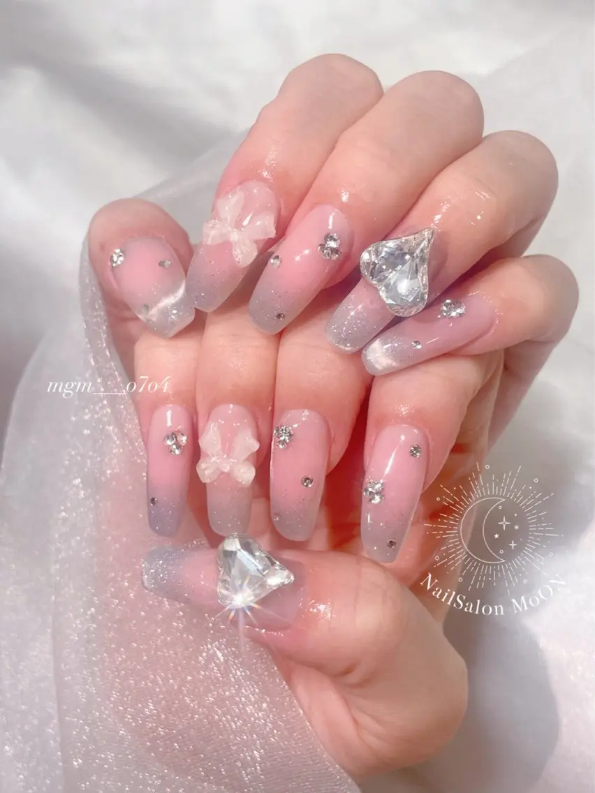 ハンドネイル ハンドケア MoON...❤︎ MeGuのネイルデザイン