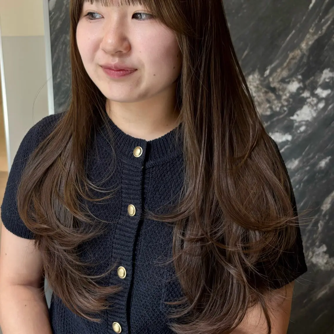 ロング カット ヘアカラー トリートメント 盛れる透明感カラー momokaのヘアスタイル